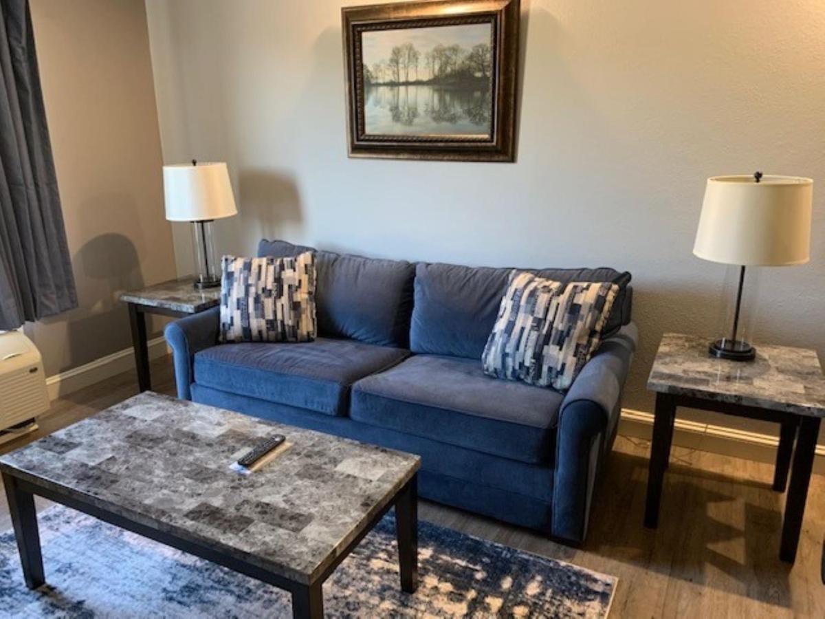 Mccoy'S Inn Ripley Экстерьер фото